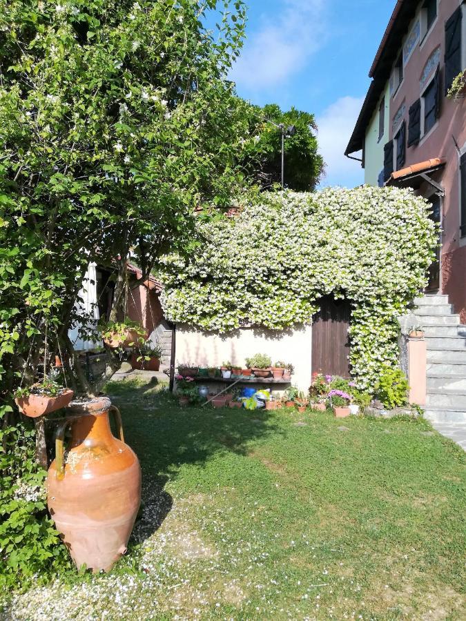 B&B Terre E Colori Sant'Olcese Екстер'єр фото